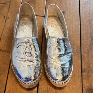 CHANEL Metallic Silver Leather Espadrille Flats